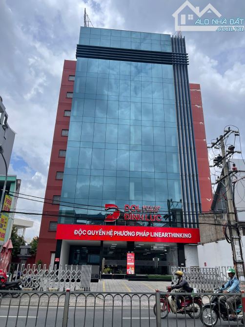 Bán building mặt tiền Trần Hưng Đạo DT: 18 x 22m - hầm + 9 lầu - giá bán: 145 tỷ TL