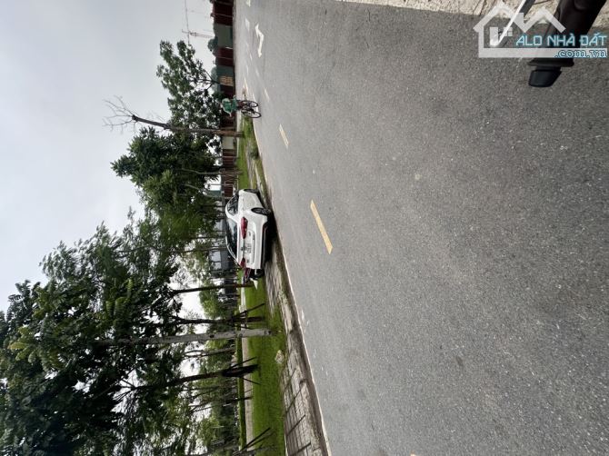 BT NHÀ VƯỜN KĐT VIỆT HƯNG-DT 110M, MT 7M, 4T,  NỘI THẤT CƠ BẢN. VIEW VƯỜN HOA, HƠN 30 TỶ