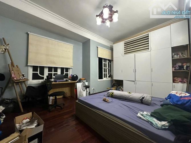 Nhà 5 tầng phố Hoàng Hoa Thám 50m Ba Đình Hà Nội giao Đội Cấn ngõ lớn oto qua Hồ Tây hay l
