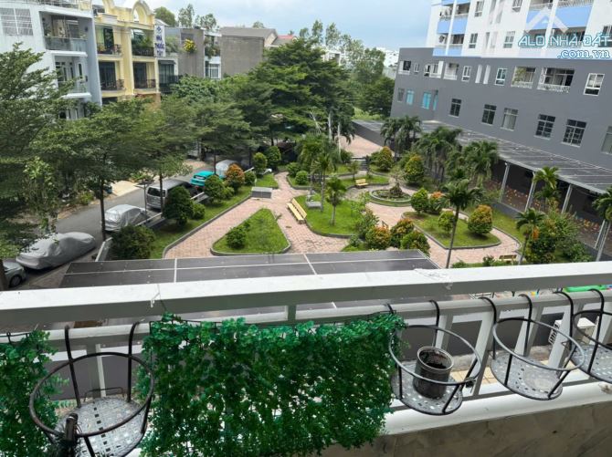 Căn hộ Linh Tây giá rẻ: 71m², 2PN, 2WC, căn góc đẹp chỉ 2.7 tỷ