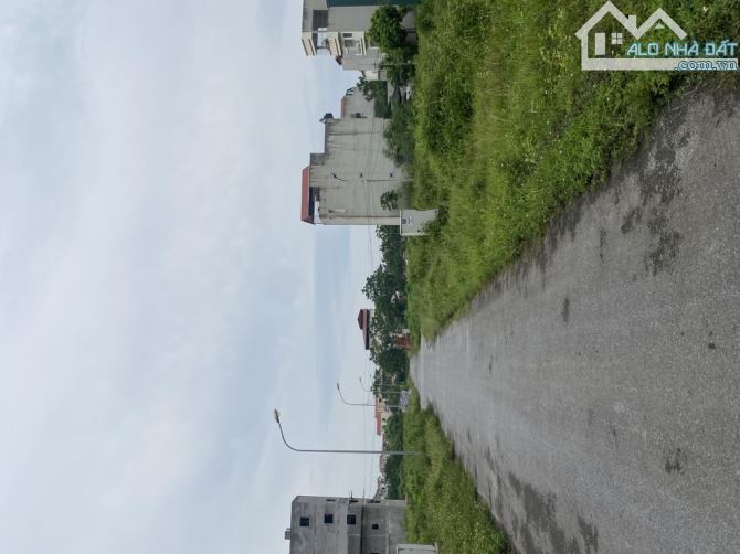 Bán gấp đất Tứ Hiệp ô tô ,phân lô ,vỉa hè ,giá đầu tư giá 11 tỷ