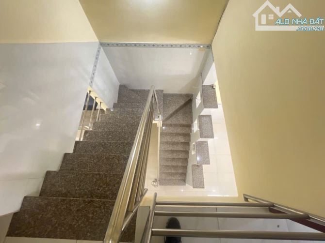 Bán nhà mặt tiền Đường số 51, Tân Hưng, Quận 7. DT82m2S. Giá 8.x tỷ - 10