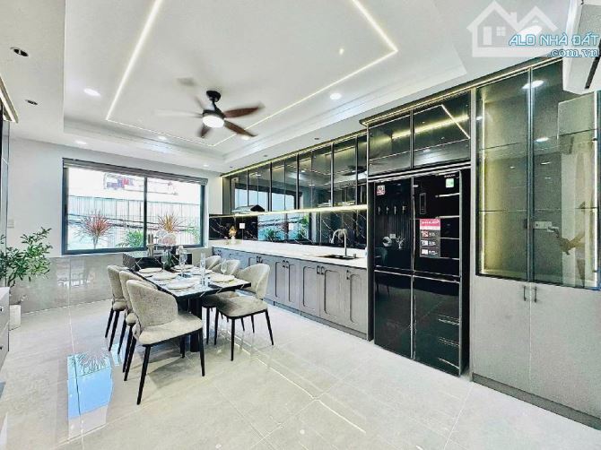 Nhà Đẹp Thạnh Xuân 25 - 5 tầng Fun nội thất đẹp lung linh - xe hơi vào nhà - Giá 7.66 tỷ T - 10