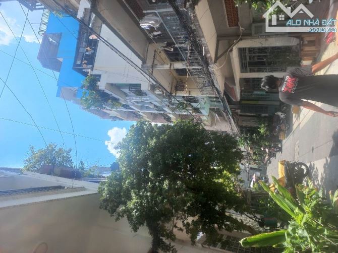 🥰🥰 HXH LÊ VĂN SỸ, PHƯỜNG 12, QUẬN 3, 37m2, 3 TẦNG, 7 phòng ngủ, 7WC. Giá: 8,9 tỷ 🥰🥰 - 10
