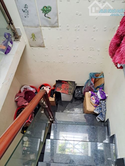 💥 Q11: NGAY HÀN HẢI NGUYÊN – 3/2 – HẺM 8M THÔNG – 4 TẦNG ĐÚC ĐẸP 💥 •	Diện tích: 31m² - 10