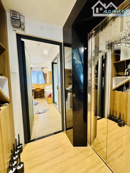 Quận 1 bán toà chdv mini 7 phòng ngủ, 5 tầng, dài 16m, giá 18.x tỷ - 10