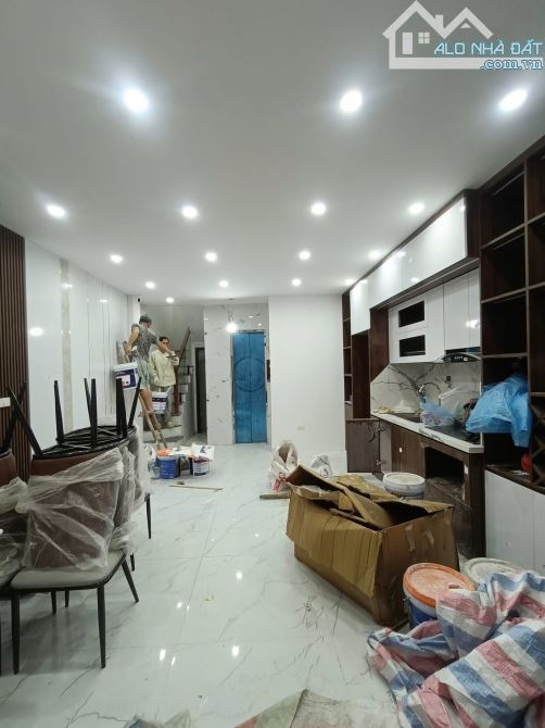 Bán nhà Đống Đa 6T thang máy đẹp lung linh full nội thất nhập khẩu DT 41m 6T MT 4.2m - 11