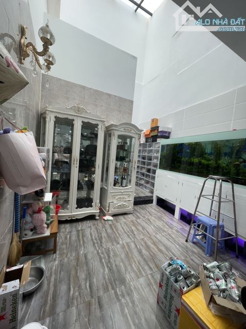 NHÀ MỚI CHÍNH CHỦ HẺM XE HƠI THÔNG TÂN BÌNH - 79m2 - 2 TẦNG CHỈNH HƠN 9 TỶ - 11