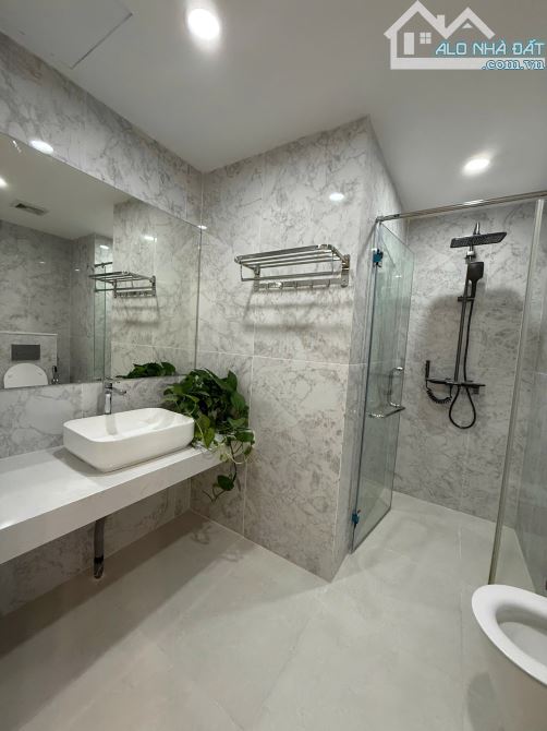 Em bán căn hộ Royal city - 72 Nguyễn Trãi - 11
