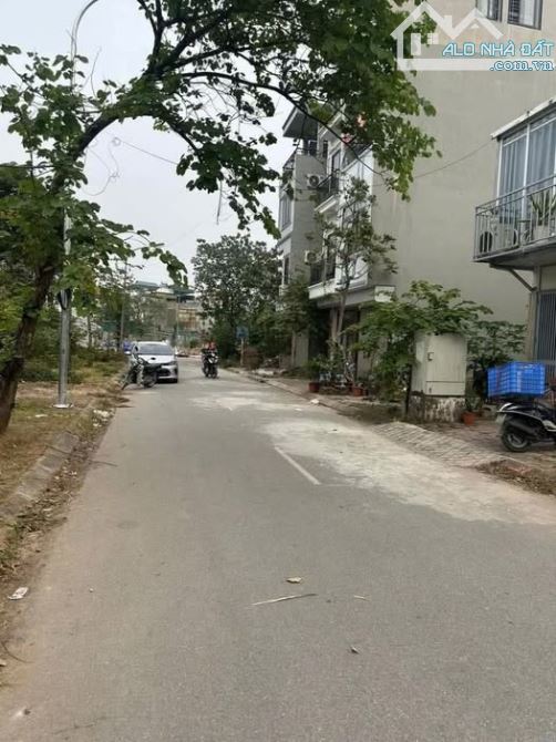 NGỌC HỒI - KINH DOANH- MẶT PHỐ- VỈA HÈ- NHỈNH 11.5x TỶ - 1