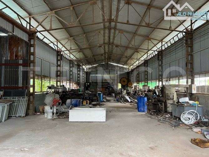 Cho thuê kho xưởng bãi 500m² kho xây dựng 300m² nhánh đường Trần Phú, P. Cái Khế - 1