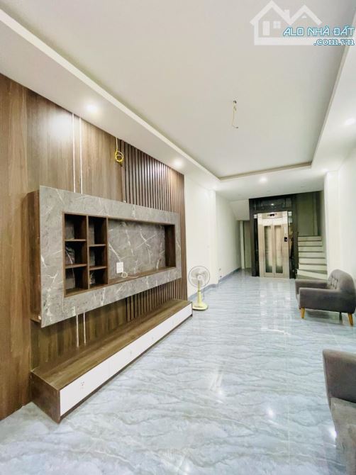 💥💥SIÊU HOT Lô góc XÃ ĐÀN 20m² 5T ,ngõ rộng ,thông các ngả nhỉnh 4 tỷ - 1