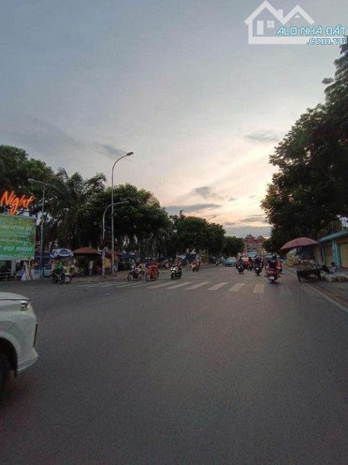 2 lô đất cách QL51 500m, gần chợ đầu mối của khu vực, giá đầu tư 799 triệu, SHR - 2