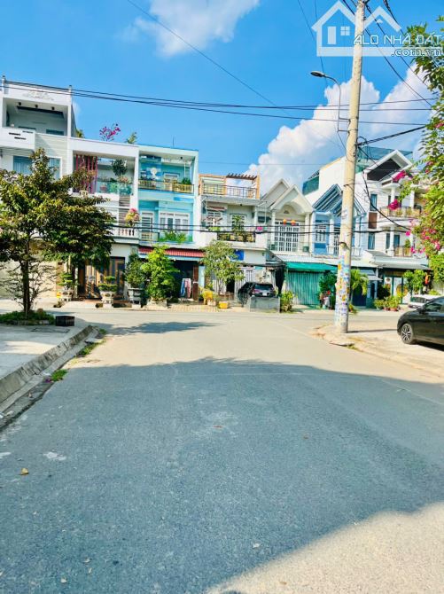 Nhà 4 tầng, diện tích 5m x 20m đường 18m giá nhỉnh 8 tỷ. - 1