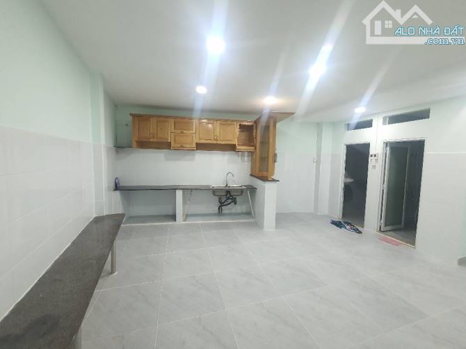 Bán nhà Vườn Lài, Quận Tân Phú, 84m2, ngang lớn gần 6m, giá chỉ 7,48 tỷ - 1