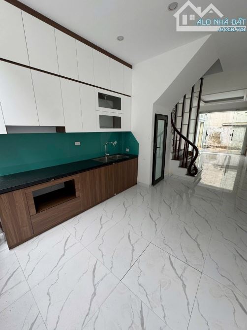NHÀ MỚI YÊN SỞ - NGÕ Ô TÔ ĐỖ - SÂN TRƯỚC RỘNG THOÁNG - 1