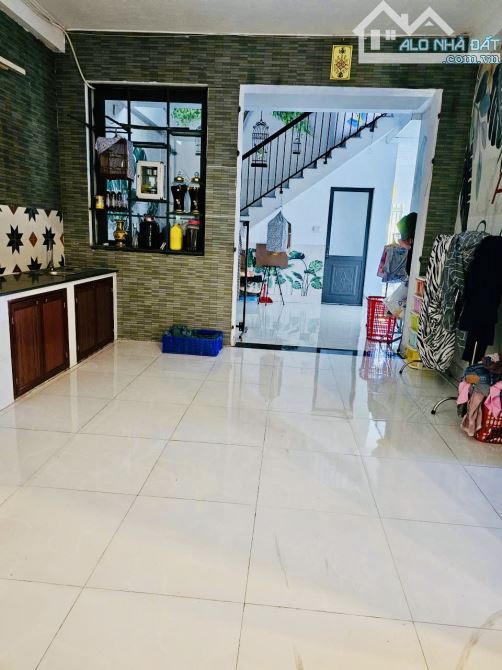 NGỘP BANK – BÁN GẤP NHÀ 2 TẦNG 286M² NGANG 8.5M – NGAY CHỢ HÒA KHƯƠNG 4,6 TỶ - 1