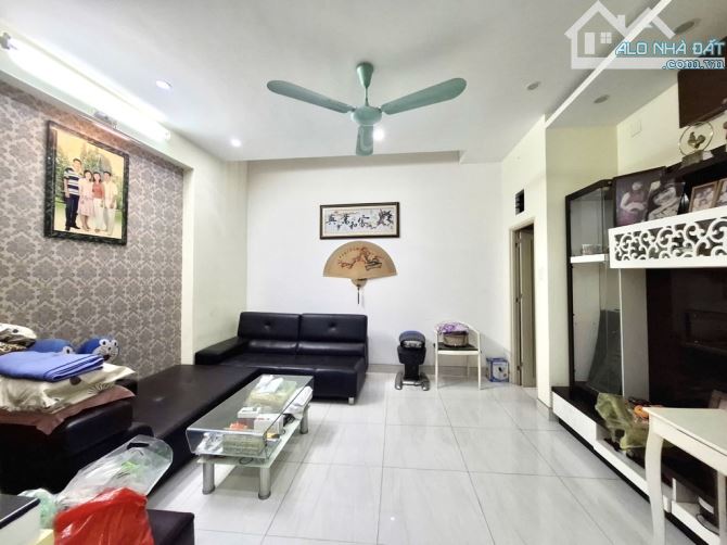 CẦN BÁN GẤP - SIÊU PHẨM CMT8 Q10 HXH CHỈ NHỈNH 9 TỶ - 1