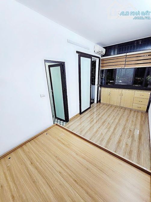 NHÀ ĐẸP KHÂM THIÊN, BA BƯỚC RA CHỢ, FULL NỘI THẤT, NGÕ THÔNG, SỔ ĐỎ CC, 4.68 tỷ - 1