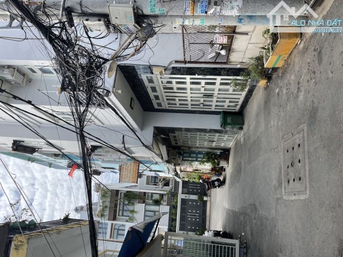 BÁN NHÀ QUẬN 7, HẺM 4M XE HƠI ĐỖ CỬA, dòng TIỀN ổn định KDC hiện hữu, nhỉnh 3 tỷ - 1