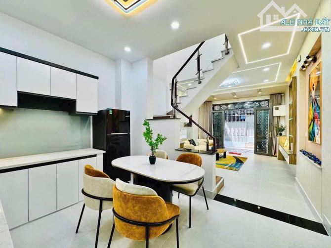 Bán nhà đường Thạnh Xuân, Quận 12, 57m2 giá 2 tỷ 190 triệu, sổ hồng riêng - 1