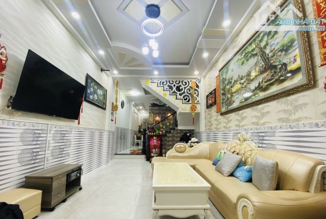Siêu Phẩm Nhà Phố 3 Tầng, Khu VIP Cao Lỗ, Quận 8, Ngay Parc Mall