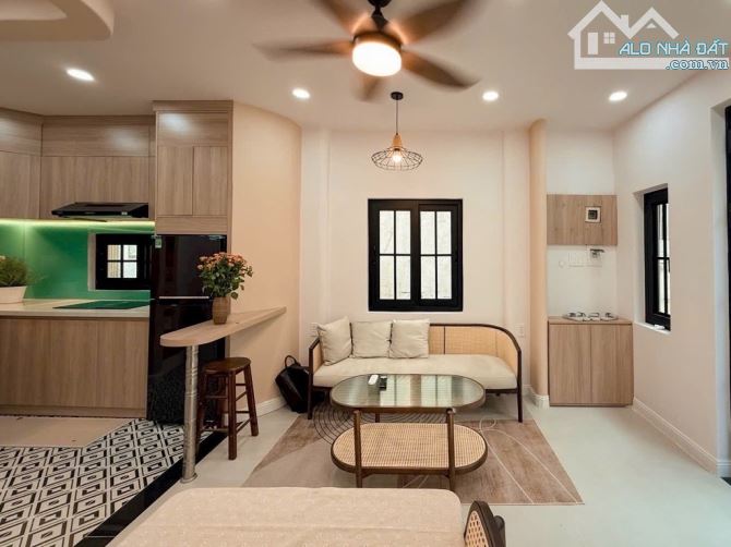 LÊ VĂN SỸ, QUẬN 3- VIP 3 TẦNG MỚI ĐẸP - 1