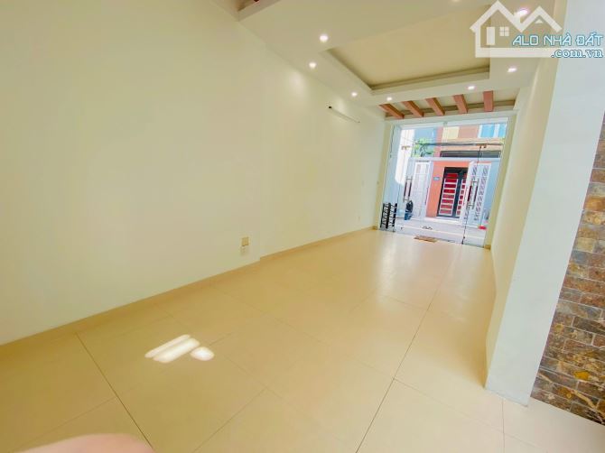 2 tầng kiệt oto Hoàng Diệu - Hải Châu gần Cầu Rồng với diện tích 87m2 chưa tới 5ty - 1