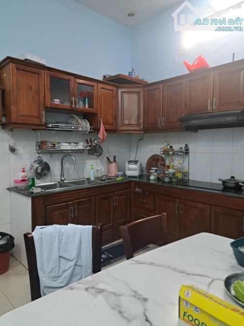 NHÀ 109M2 CÓ 2 MẶT VỊ TRÍ ĐẮC ĐỊA ĐƯỜNG TRẦN HƯNG ĐẠO, NHÀ PHỐ DĨ AN, SHR, CC NGAY - 1