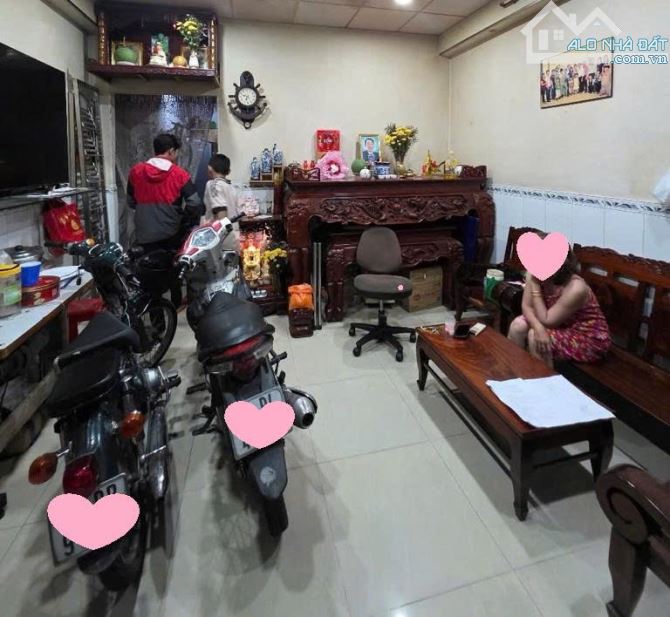 Bán nhà 2 tầng - 44m2 - 2pn 2wc - gần chợ kênh 19/5 - chỉ hơn 4 tỷ - 1