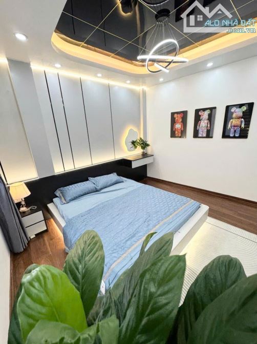 🌸🌸🌸NHÀ 5 TẦNG 40M2  - OTO ĐỖ CỬA- FULL NỘI THẤT - HÀNG XÓM ROYAL CITY - PHỐ KIM GIANG🌸 - 1