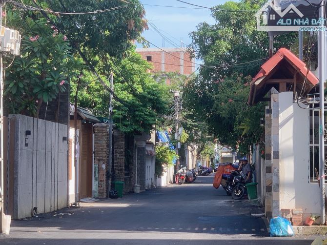 BÁN NHÀ KIỆT NGUYỄN VĂN THOẠI – GẦN BIỂN MỸ KHÊ 🌊 132.6m² | 2PN | 2WC | PK | Bếp | Hiên đ - 1