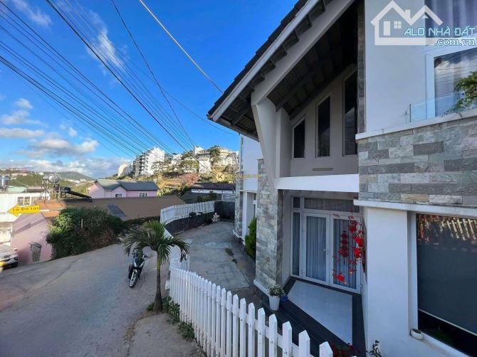 SIÊU HOT – VILLA 2 MẶT TIỀN THOÁNG ĐẸP – PHÁP LÝ RÕ RÀNG – TRUNG TÂM ĐÀ LẠT - 1