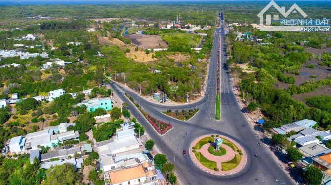 cần bán miếng trong hinh 6x17 đường Xe Tải vào giá chỉ 3tyy7 - 1