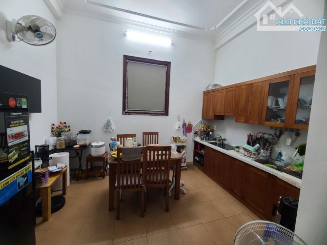 💥Bán nhà phố Hoàng Cầu - Đống Đa, phân lô, 2 thoáng, 10m ra ô tô tránh, 50m2 *4 tầng - 1