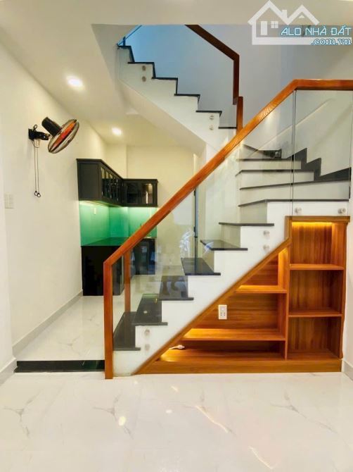 Nhà mới 3 tầng vào ở ngay - Vị trí thuận tiện di chuyển - DT 22m2 - 1