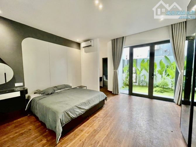 Mặt tiền Nguyễn Hiến Lê - Hoà Xuân Full Nội Thất gần Cầu Nguyễn Tri Phương - 1