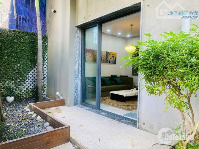 Bán Biệt Thự 1 trệt 2 Lầu, dt 10 x 20m kdc D2D Võ Thị Sáu, Biên Hòa, Giá 19 tỷ - 1