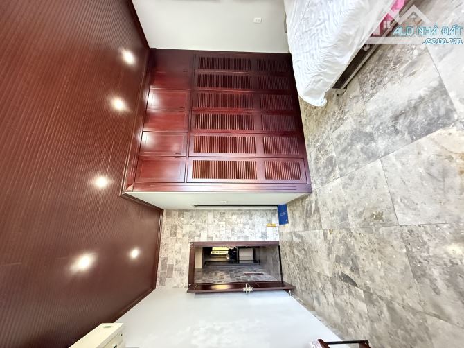Bán nhà 3.5 tầng đường Ngũ Hành Sơn trục chính giao thông Đà Nẵng - 1
