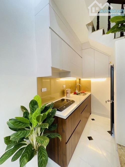 Nhà đẹp nhỏ xinh phố Nguyễn Lương Bằng, 5 tầng, tiện ở và cho thuê, giá chỉ nhỉnh 5 tỷ - 1