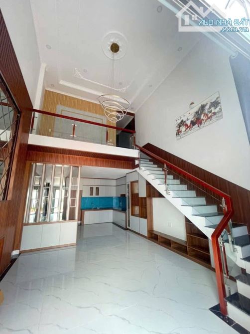 Chủ hạ giá chỉ còn 2,85tỷ DT ngang 5 m dài 43 m - 1