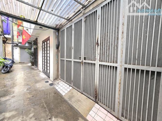 PHÂN LÔ BA ĐÌNH - 50M - 6 TẦNG - NHÀ DÂN XÂY - 10M Ô TÔ TRÁNH - Ô CHỜ THANG MÁY - 1