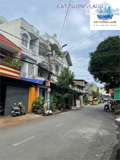 Bán nhà 81m2, 4 Tầng -- MTKD Ỷ Lan, Hiệp Tân, Tân Phú – gần CV Đầm Sen -- chỉ 10.3 tỷ - 1