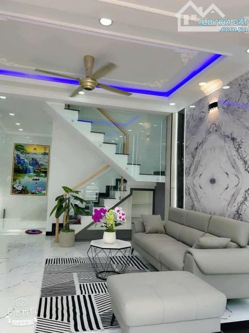 Hóc môn 40m² 4x10m trệt lầu ngay chợ Trưng Nữ Vương 3.5 tỷ nhà mới - 1