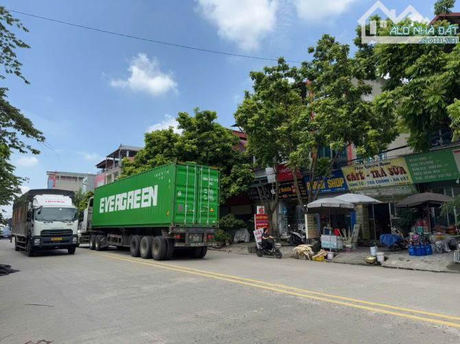 Đất thôn Hoà Bình, Chi Đông, Mê Linh, HN. Ba bước chân tới mặt chợ, ngã tư đèn đỏ tổ 1 - 1