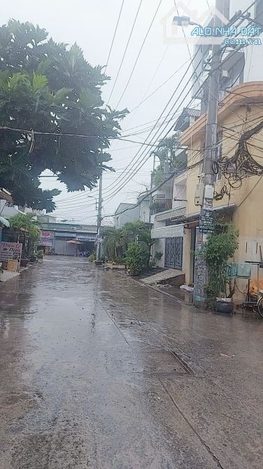 SIÊU PHẨM. Bán nhà góc 2mt HXH Gò Ô Môi Q7. 5 x 16m, giá 10 tỷ. - 1