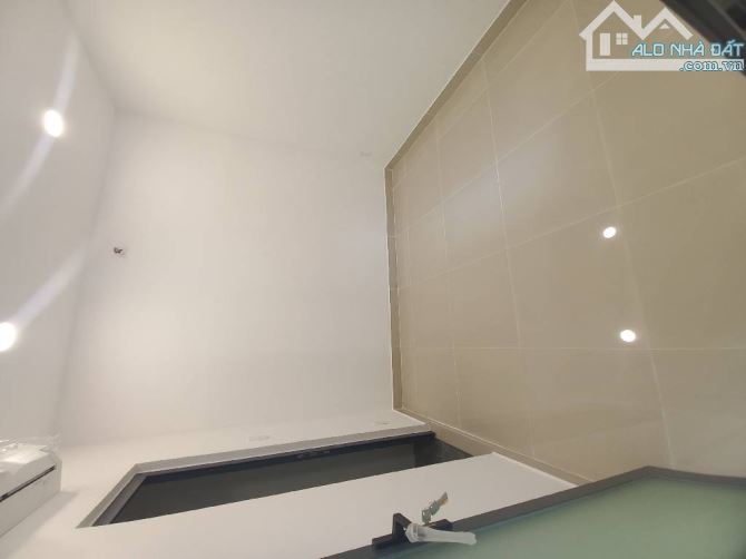 🥰🥰 HXH LÊ VĂN SỸ, PHƯỜNG 12, QUẬN 3, 37m2, 3 TẦNG, 7 phòng ngủ, 7WC. Giá: 8,9 tỷ 🥰🥰 - 1
