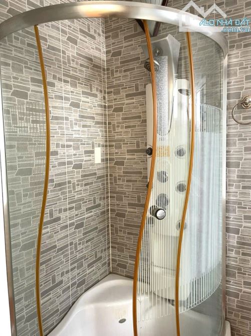 BÁN CĂN GÓC  6 TẦNG, ĐƯỜNG BẠCH ĐẰNG, CÓ THANG MÁY, 55,8M2 NGANG 7M, GIÁ 20 TỶ. CN21.8 - 1