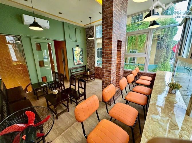 Cho thuê + sang nhượng quán café 30m², 2 tầng – Nguyễn Chí Thanh - 1