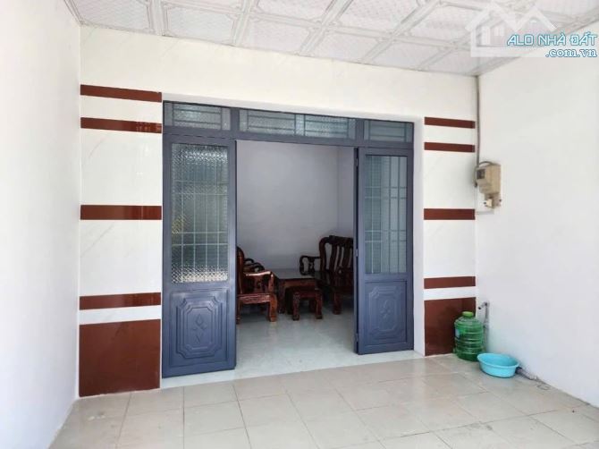 Cần tiền bán gấp căn nhà cấp 4 ở Đ. Tân Hiệp 4 , Hóc Môn 94m2 sổ hồng riêng giá 939tr - 1